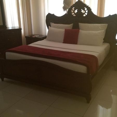 Cypress Executive Lodge Лівінґстон Екстер'єр фото