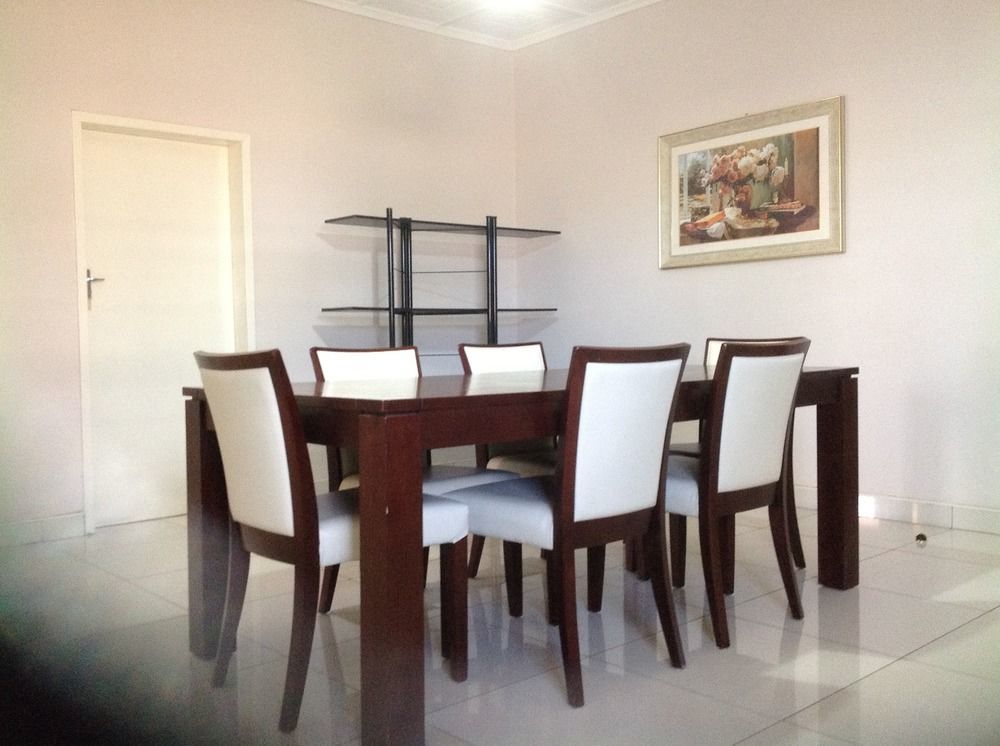 Cypress Executive Lodge Лівінґстон Екстер'єр фото