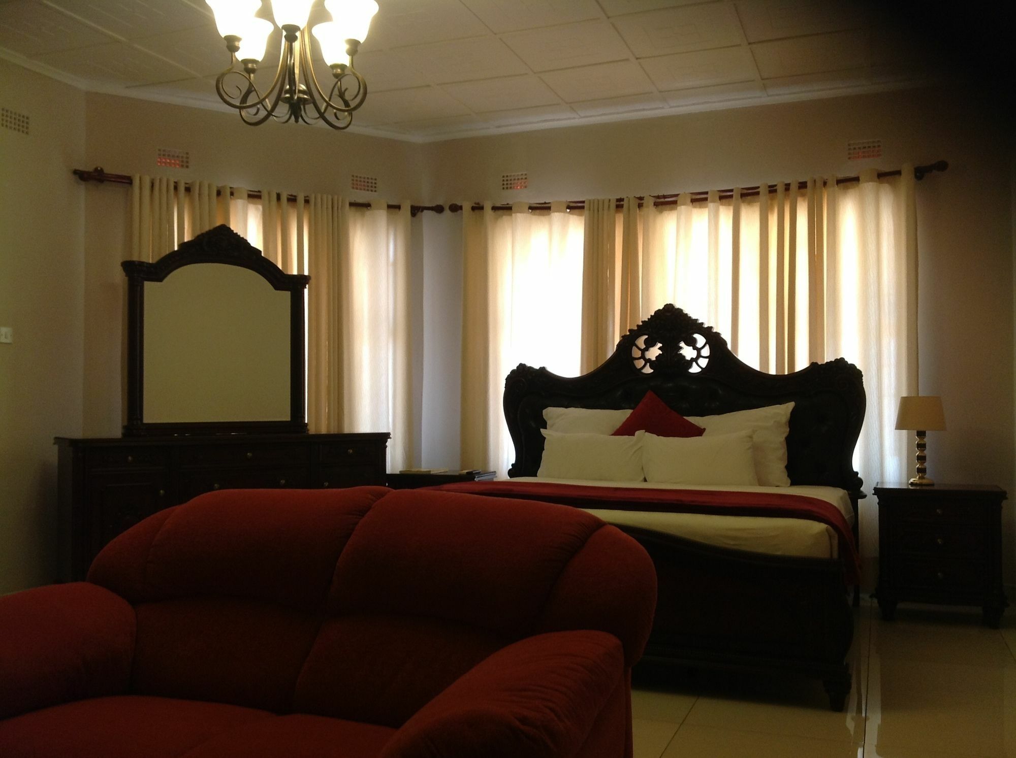 Cypress Executive Lodge Лівінґстон Екстер'єр фото